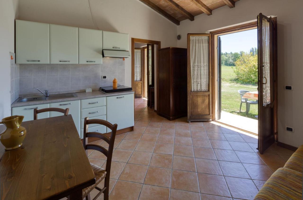 Agriturismo Casella Del Piano กุบบีโอ ภายนอก รูปภาพ